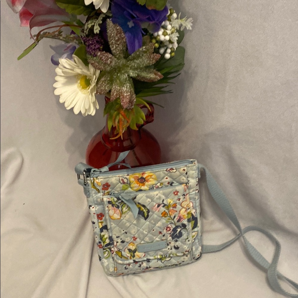 NWOT Vera Bradley Blue Crossbody Bag with Floral Design